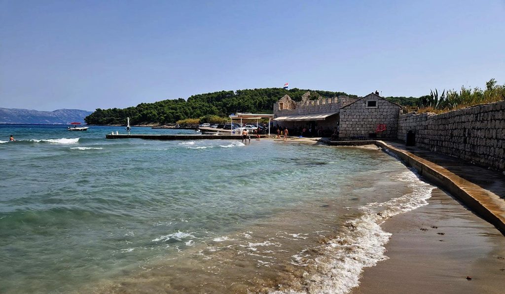Bilin Žal Beach, Lumbarda - cafe - restaurant